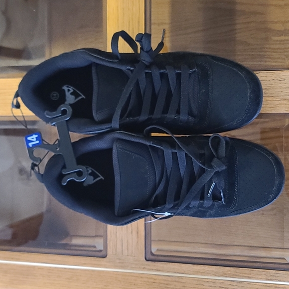 Mens shoes - Picture 4 of 4